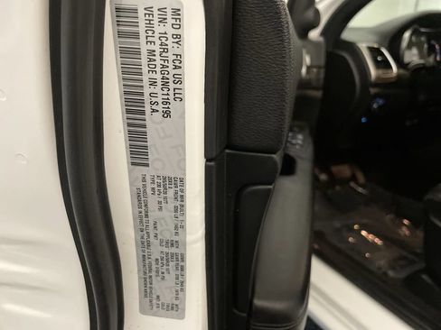 Used 2022 Jeep Grand Cherokee Laredo X AWD/4WD image 27