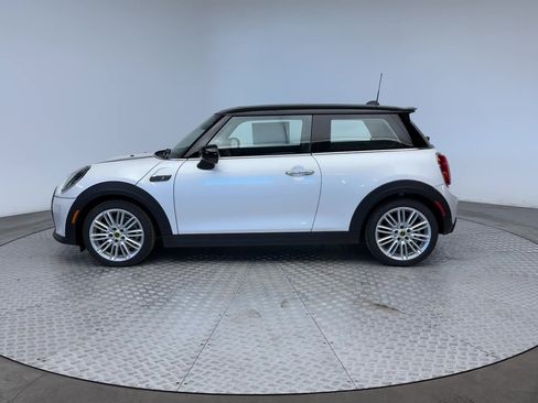Used 2024 MINI Cooper SE FWD image 5