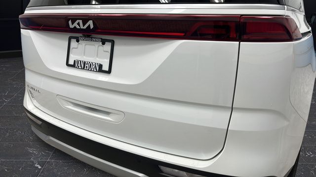 Used 2024 Kia Carnival LX FWD image 37