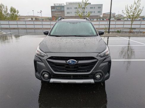 Used 2023 Subaru Outback Limited image 9
