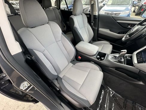 Used 2023 Subaru Outback Premium AWD/4WD image 21