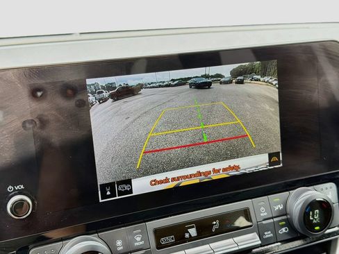 Used 2024 Toyota Grand Highlander AWD image 14