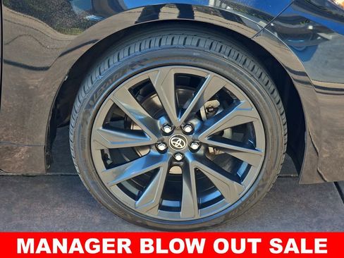 Used 2024 Toyota Corolla SE w/ Convenience Package image 37