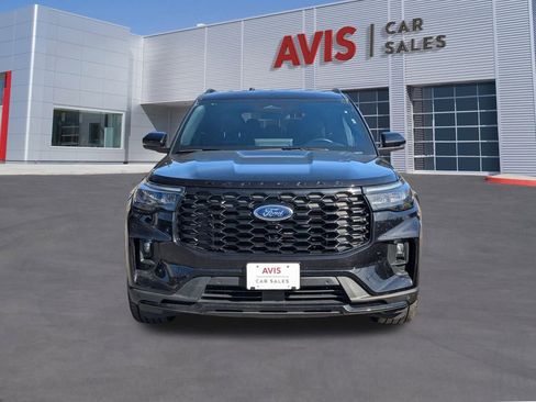 Used 2025 Ford Explorer ST-Line w/ ST-Line Street Pack image 10