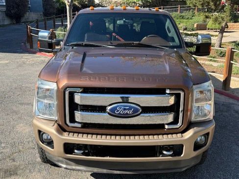 Used 2012 Ford F350 King Ranch w/ King Ranch w/Chrome Pkg image 38