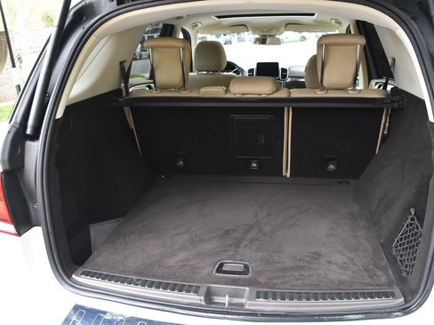 Used 2018 Mercedes-Benz GLE 350 w/ Premium 2 Package image 40
