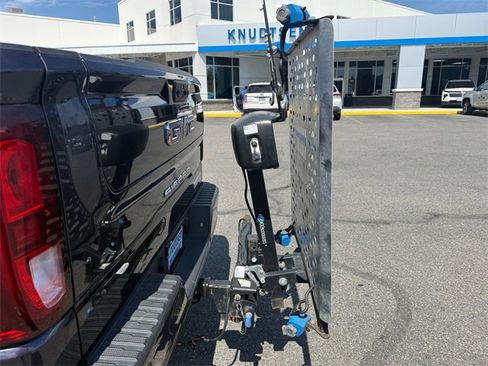 Used 2022 GMC Sierra 1500 Elevation image 27