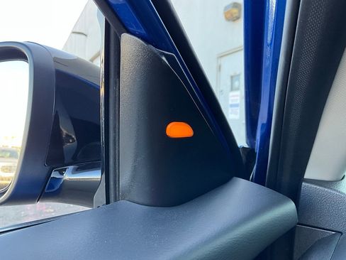 Used 2025 Nissan Altima 2.5 SR image 19