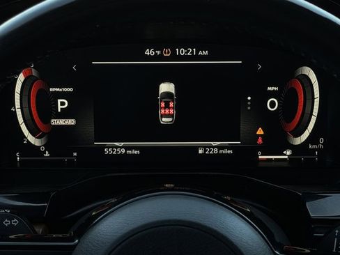 Used 2022 Nissan Pathfinder Platinum w/ Cargo Package image 15