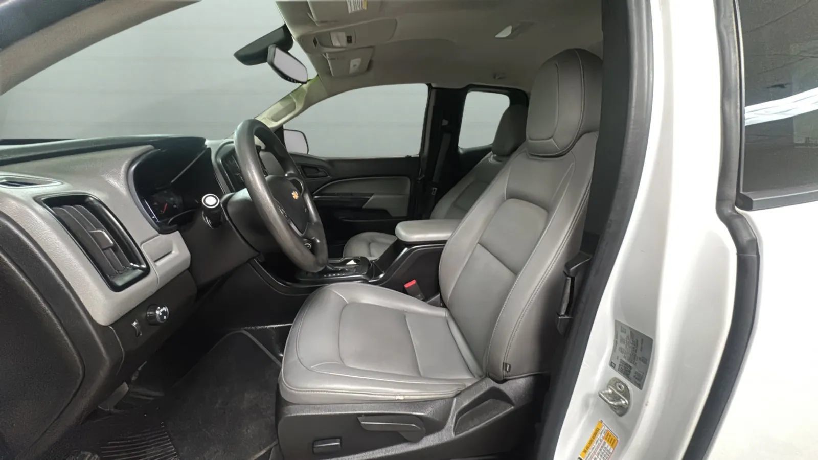 Used 2019 Chevrolet Colorado W/T w/ WT Convenience Package RWD image 20