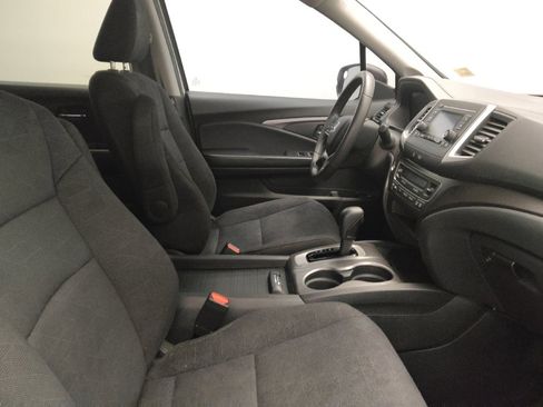 Used 2020 Honda Pilot LX image 21