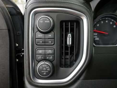 Used 2021 Chevrolet Silverado 1500 LT Trail Boss w/ Convenience Package II AWD/4WD image 29