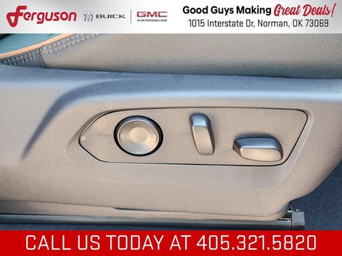 New 2026 GMC Yukon XL AT4 w/ AT4 Premium Package AWD/4WD image 45