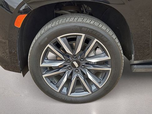 Used 2021 Cadillac Escalade Sport Platinum AWD/4WD image 10