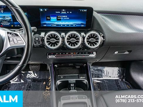 Used 2025 Mercedes-Benz GLA 250 image 38