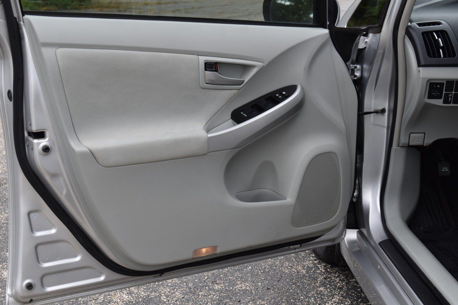 Used 2013 Toyota Prius Three FWD image 23