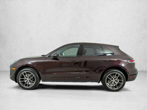 New 2026 Porsche Macan image 2