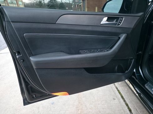 Used 2015 Hyundai Sonata Limited 2.0T image 16