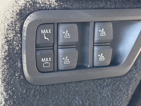 New 2026 BMW ALPINA XB7 AWD/4WD image 12