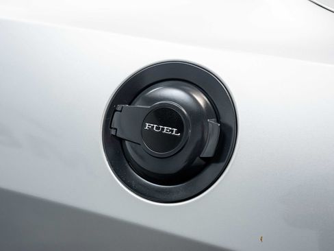 Used 2010 Dodge Challenger SRT8 w/ SRT Option Group II RWD image 12