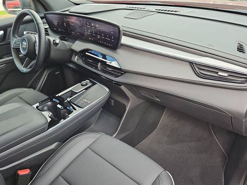 Certified 2026 Buick Enclave Preferred FWD image 26
