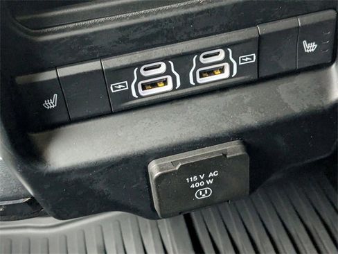 Used 2024 RAM 3500 Limited image 25