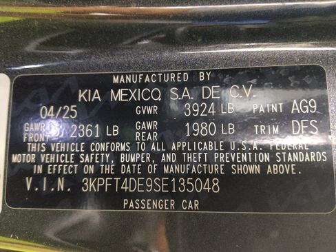 Used 2025 Kia K4 FWD image 33