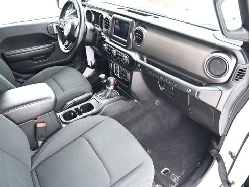 Used 2021 Jeep Wrangler Unlimited Sport image 45