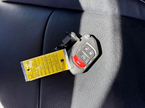 Used 2018 Jeep Wrangler Unlimited Sport S image 27