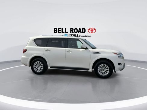 Used 2024 Nissan Armada SV AWD/4WD image 9