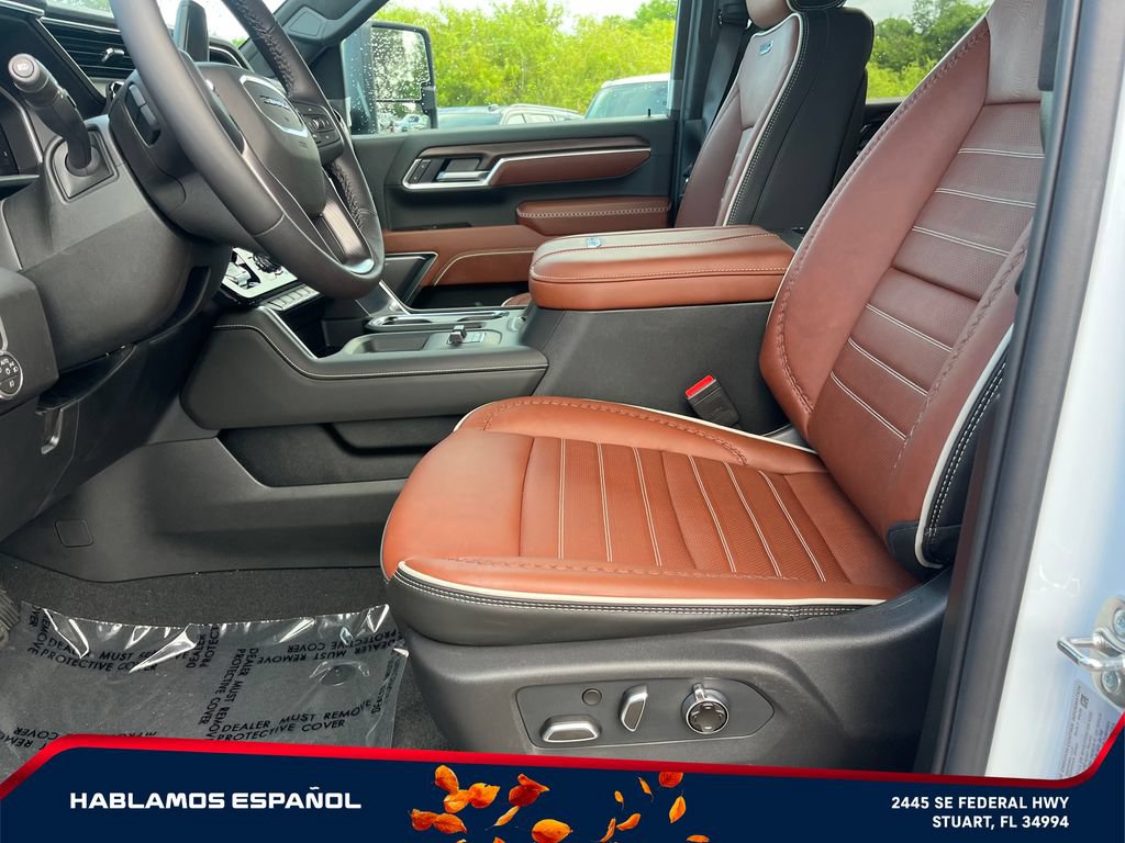 New 2026 GMC Sierra 2500 Denali Ultimate AWD/4WD image 9