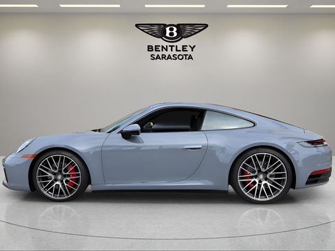 Used 2024 Porsche 911 Carrera S RWD image 2