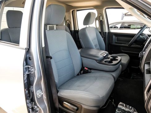Used 2019 RAM 1500 Tradesman w/ Chrome Plus Package RWD image 27