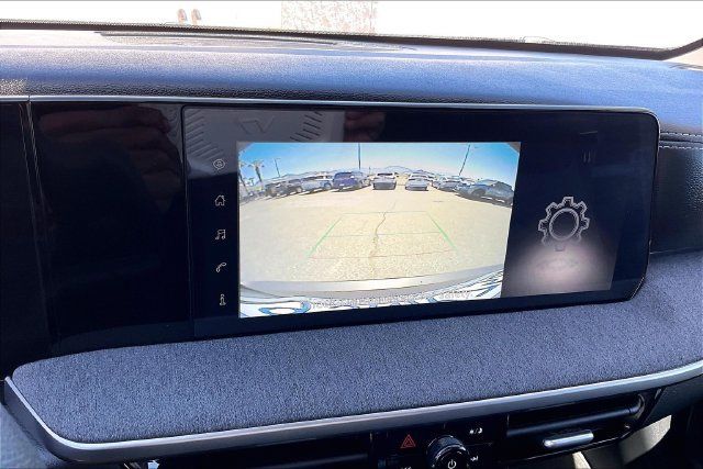 Certified 2025 Nissan Kicks SV FWD image 21