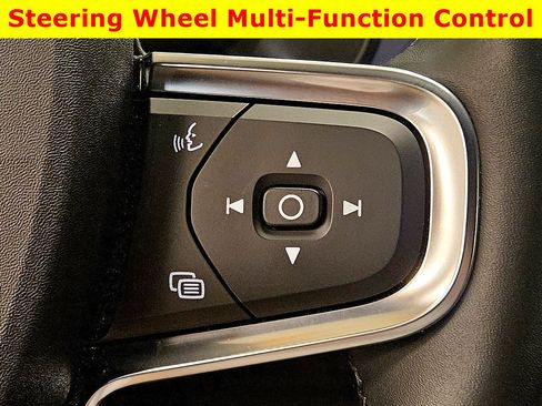 Used 2023 Volvo XC40 Recharge Ultimate AWD/4WD image 33