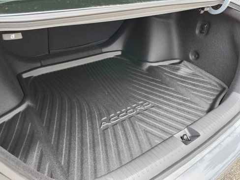 New 2025 Honda Accord SE image 10