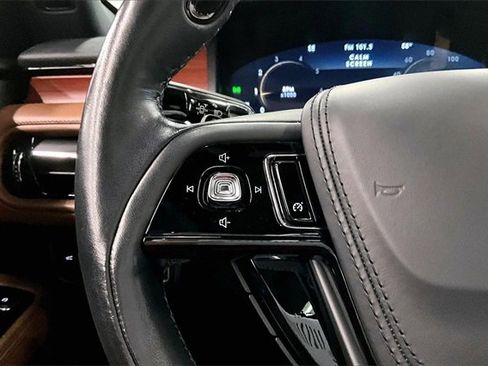 Used 2023 Lincoln Aviator Reserve w/ Elements Package Plus image 23