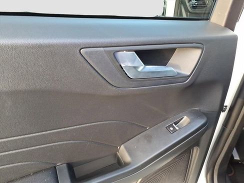 Used 2023 Ford Escape ST-Line w/ Tech Pack #1 image 9