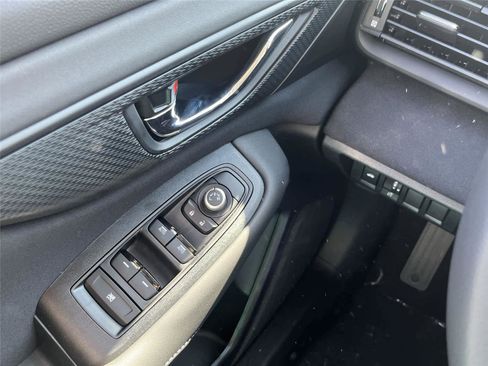 Used 2025 Subaru Legacy Premium AWD/4WD image 28