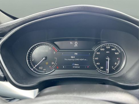 Used 2020 Cadillac XT4 Premium Luxury FWD image 22