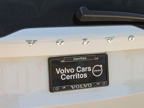 New 2026 Volvo XC90 T8 Plus w/ Protection Package image 10