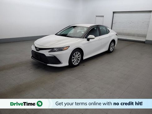 Used 2021 Toyota Camry LE FWD image 1