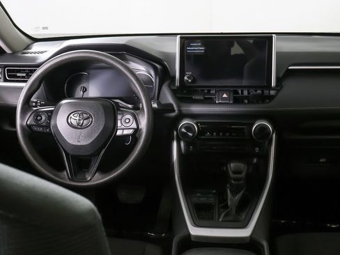 Used 2025 Toyota RAV4 LE FWD image 27