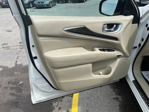 Used 2014 INFINITI QX60 Luxe w/ Premium Plus Package AWD/4WD image 3