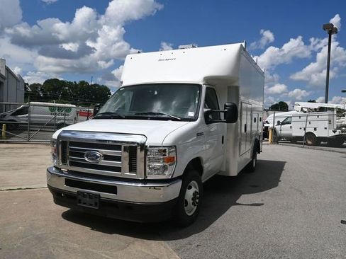 New 2025 Ford E-350 and Econoline 350 Super Duty w/ Power Equipment Group image 13