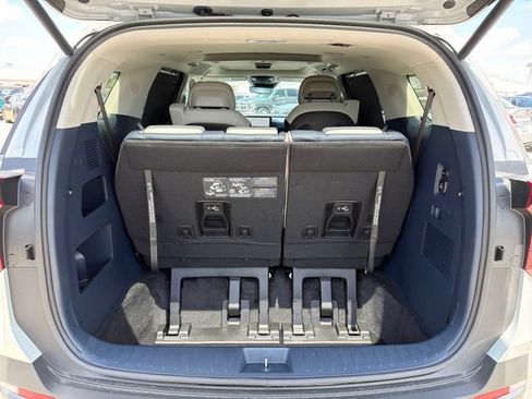 New 2026 Kia Carnival SX Prestige FWD image 24