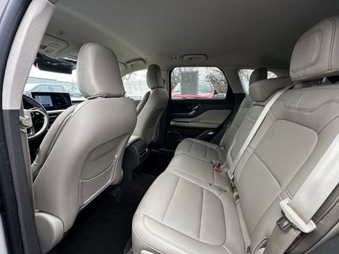 Certified 2024 Lincoln Corsair AWD w/ Equipment Group 101A image 18