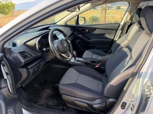 Used 2018 Subaru Crosstrek 2.0i Premium w/ Moonroof Package AWD/4WD image 12