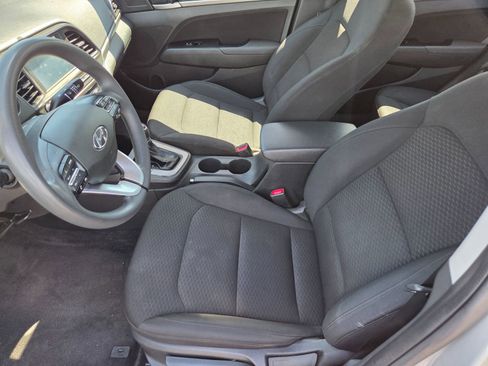 Used 2020 Hyundai Elantra SEL w/ Cargo Package (C1) image 9