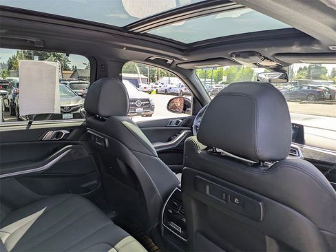 Used 2022 BMW X5 xDrive45e w/ Executive Package image 35